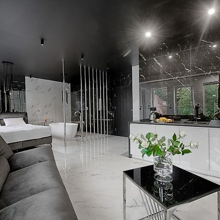 Scandal Apartament Premium Зелёна-Гура Экстерьер фото