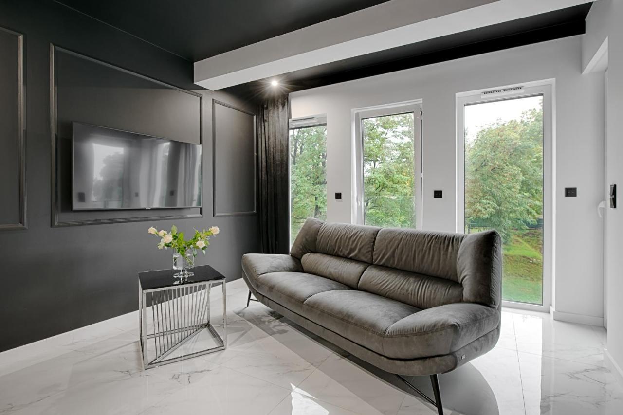 Scandal Apartament Premium Зелёна-Гура Экстерьер фото