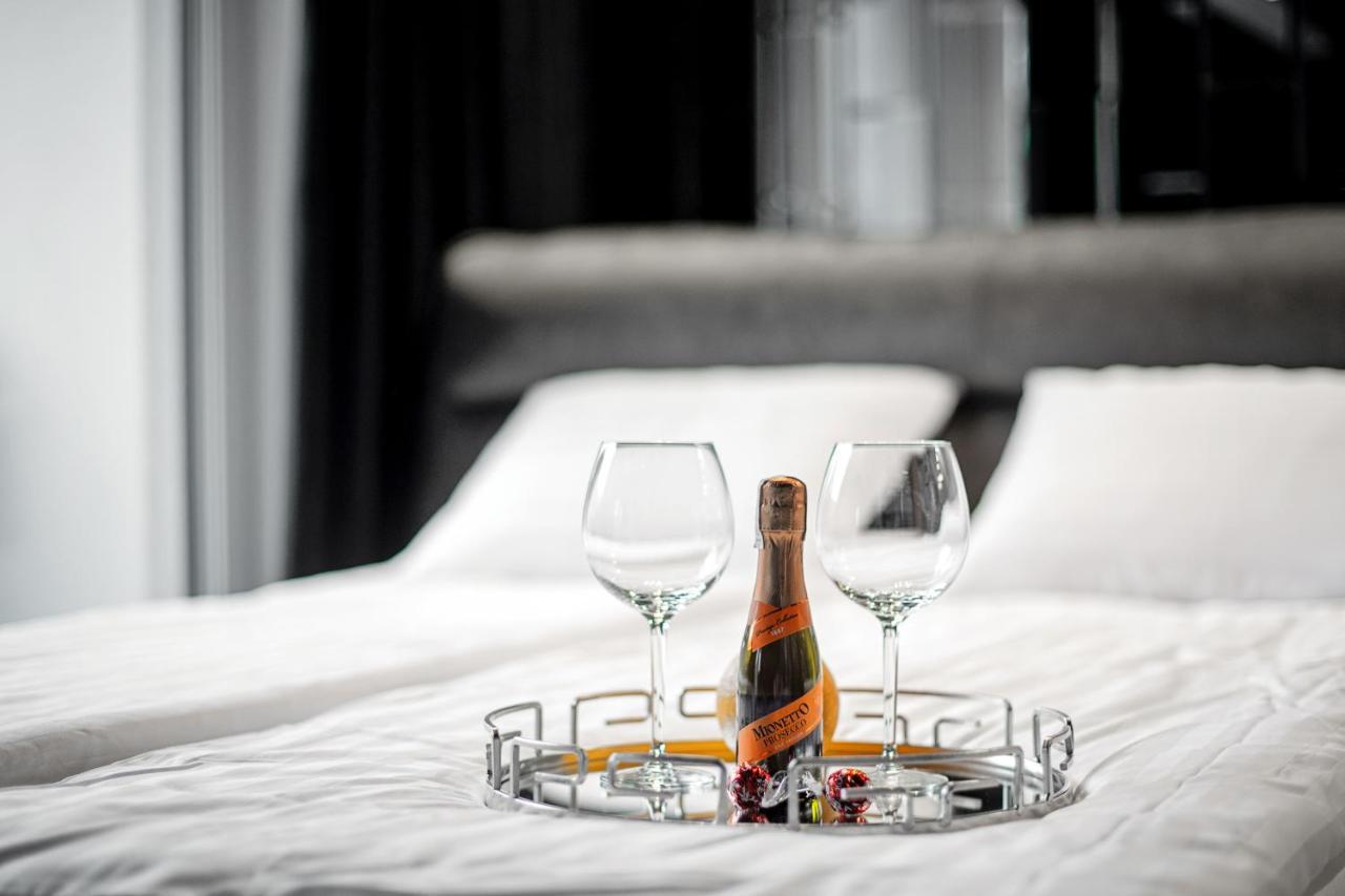 Scandal Apartament Premium Зелёна-Гура Экстерьер фото